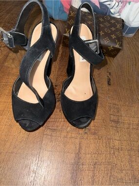 Steve Madden Black Suede Crisscross Open-Toe Slingback Heels